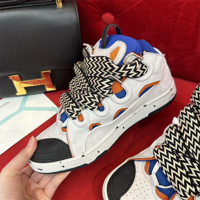 Lanu1n curb sneaker