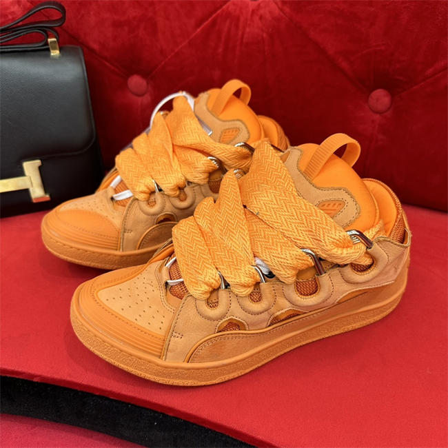 Lanu1n curb sneaker
