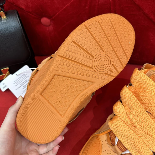 Lanu1n curb sneaker