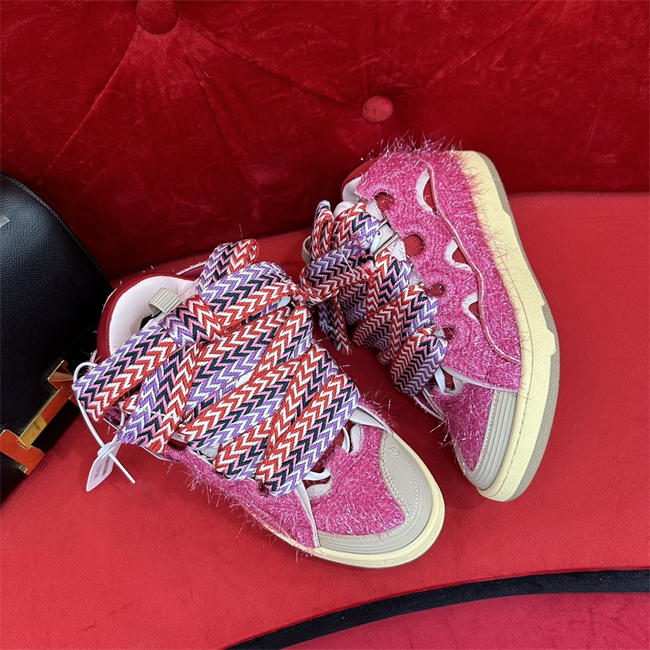 Lanu1n curb sneaker