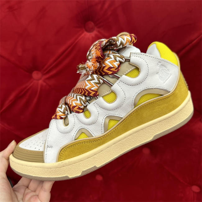 Lanu1n curb sneaker
