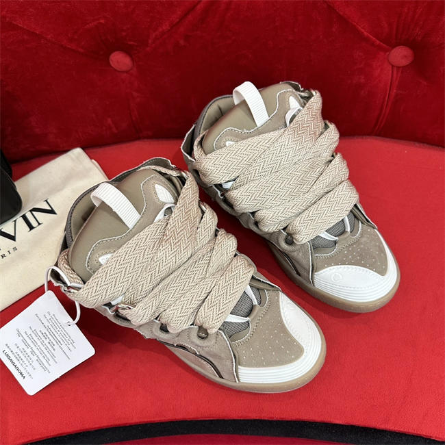 Lanu1n curb sneaker