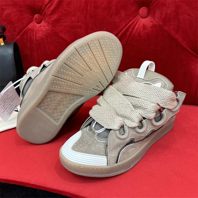 Lanu1n curb sneaker