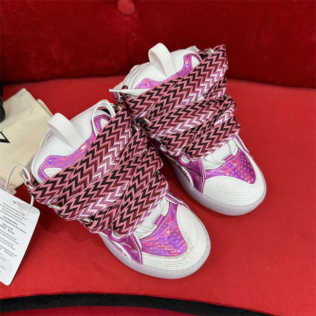 Lanu1n curb sneaker