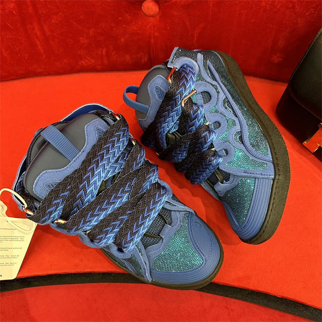 Lanu1n curb sneaker