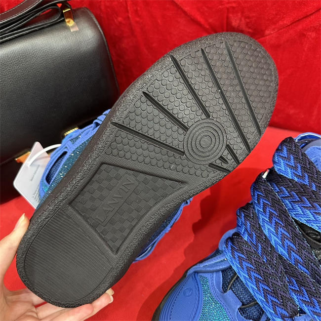 Lanu1n curb sneaker