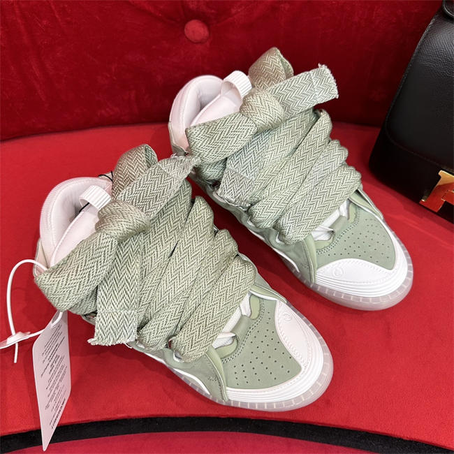 Lanu1n curb sneaker