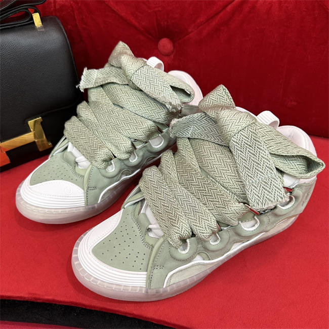 Lanu1n curb sneaker