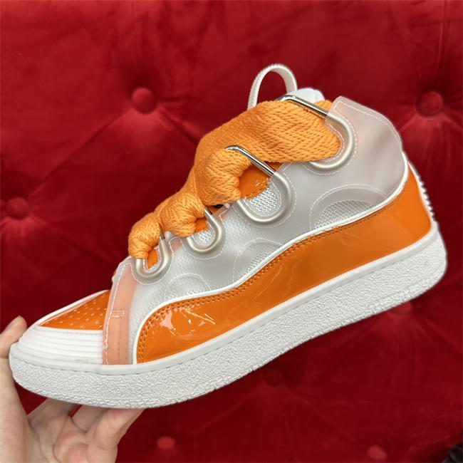 Lanu1n curb sneaker