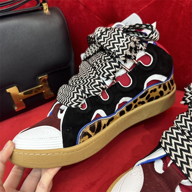 Lanu1n curb sneaker