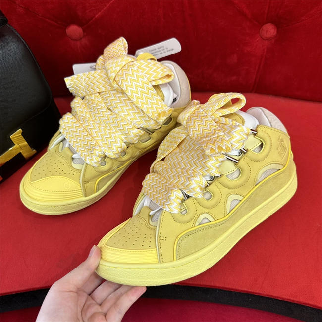 Lanu1n curb sneaker
