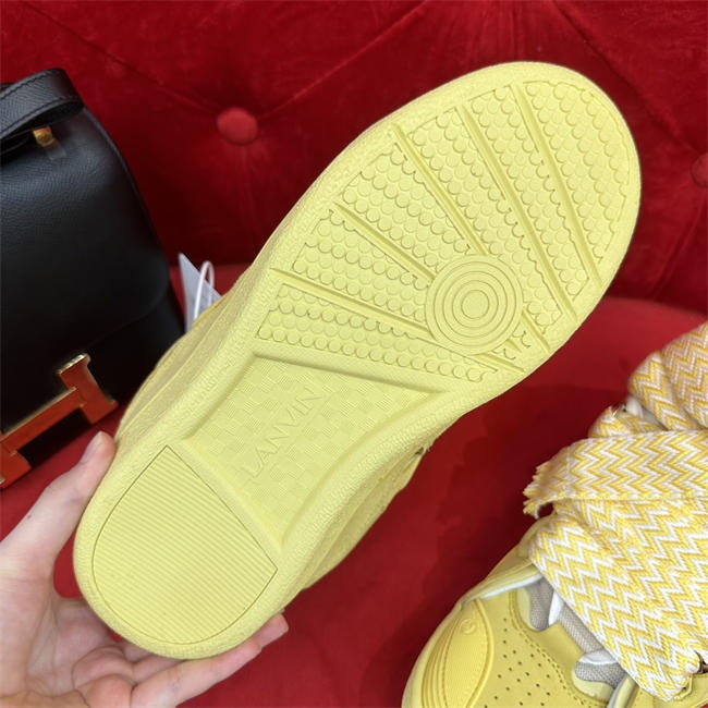 Lanu1n curb sneaker