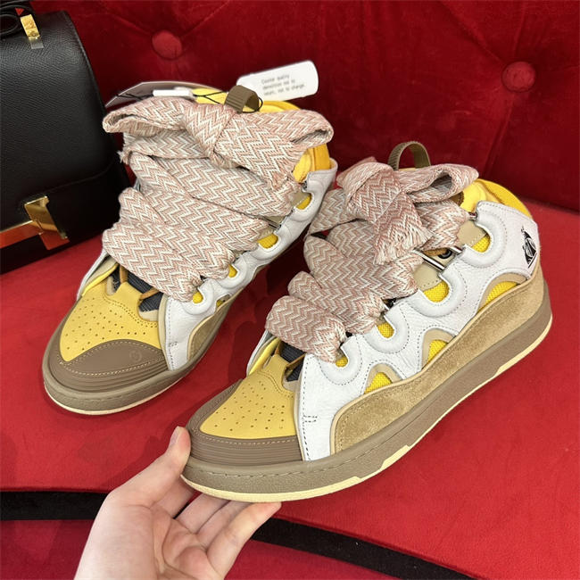 Lanu1n curb sneaker