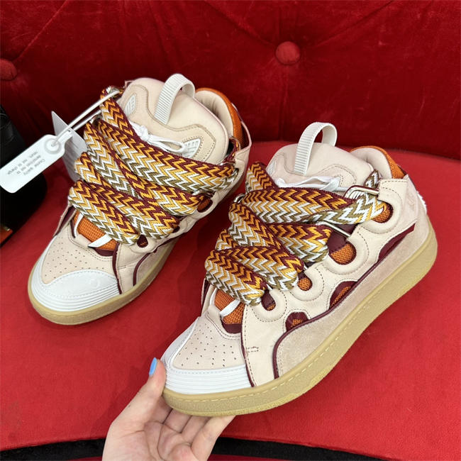 Lanu1n curb sneaker