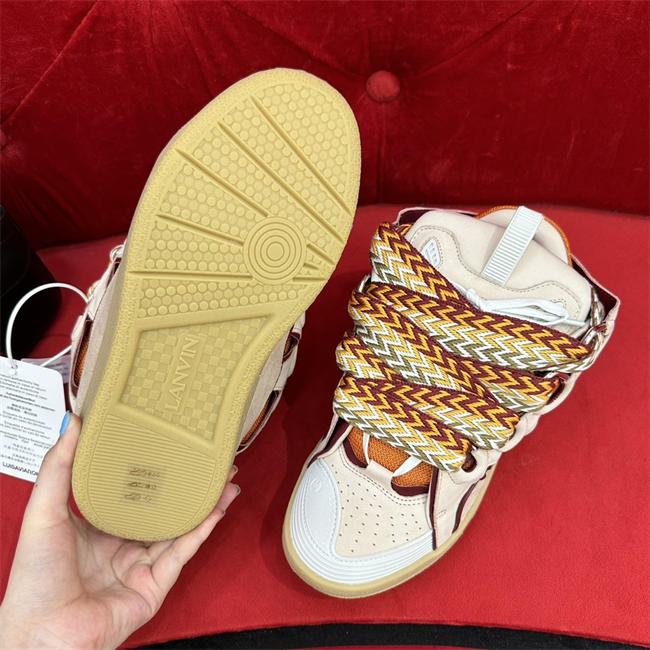 Lanu1n curb sneaker