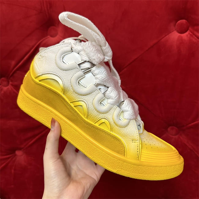 Lanu1n curb sneaker