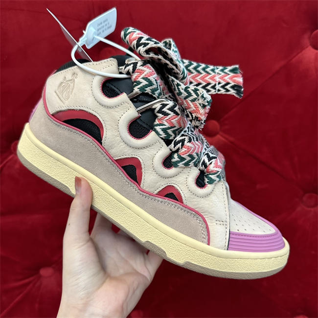 Lanu1n curb sneaker