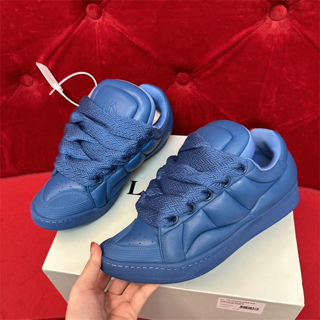 Lanu1n curb sneaker