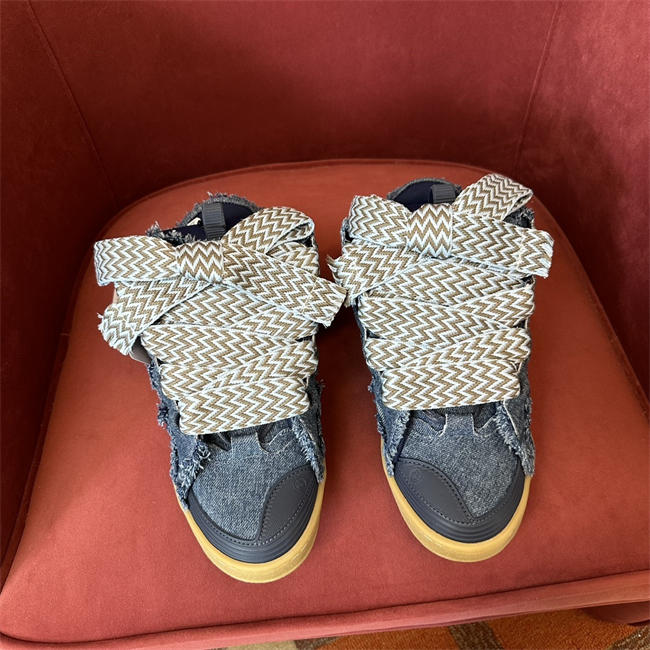 Lanu1n curb sneaker