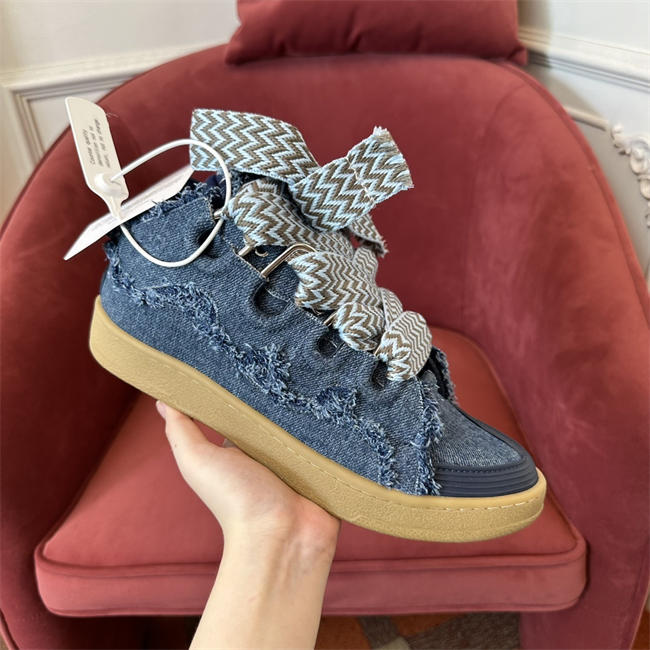 Lanu1n curb sneaker