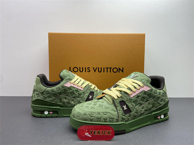 l0vis Vvtt0n lv trainer