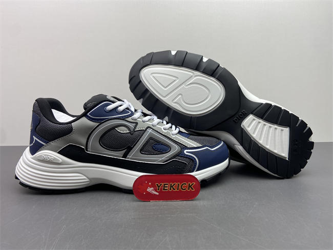 D10r b30 sneaker