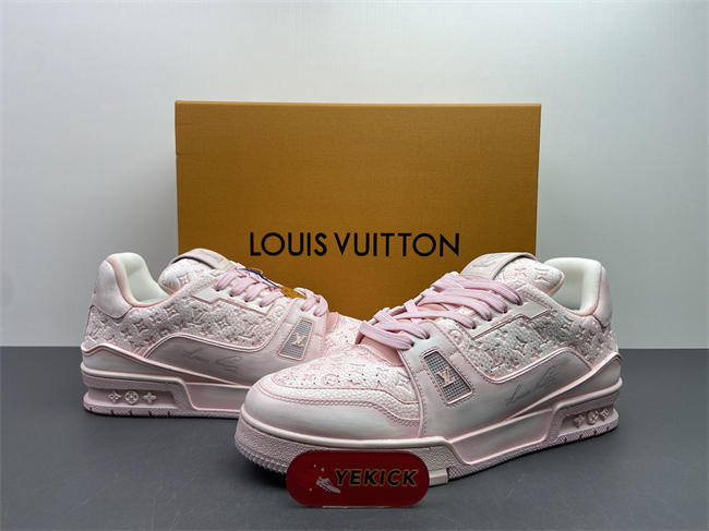 LV Trainer Sneaker