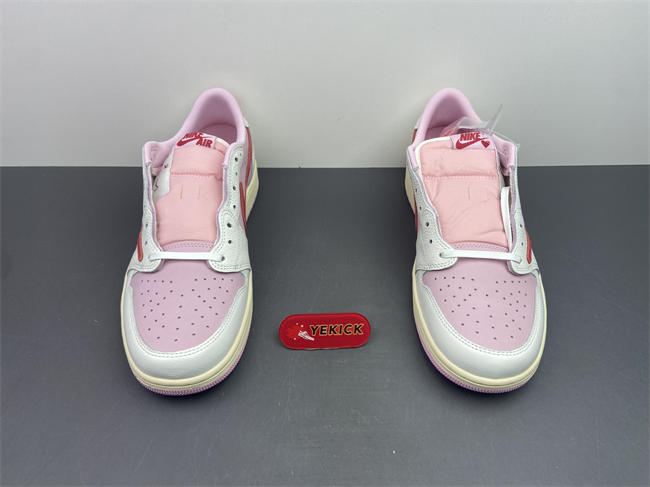 Travis Scott × AJ1 Low "Shy Pink" IQ7604-101