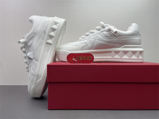 Valentino Sneakers