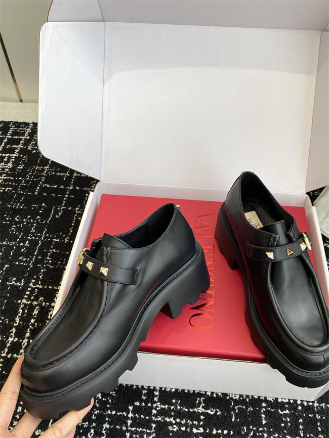 Va1e*ntin0 loafer