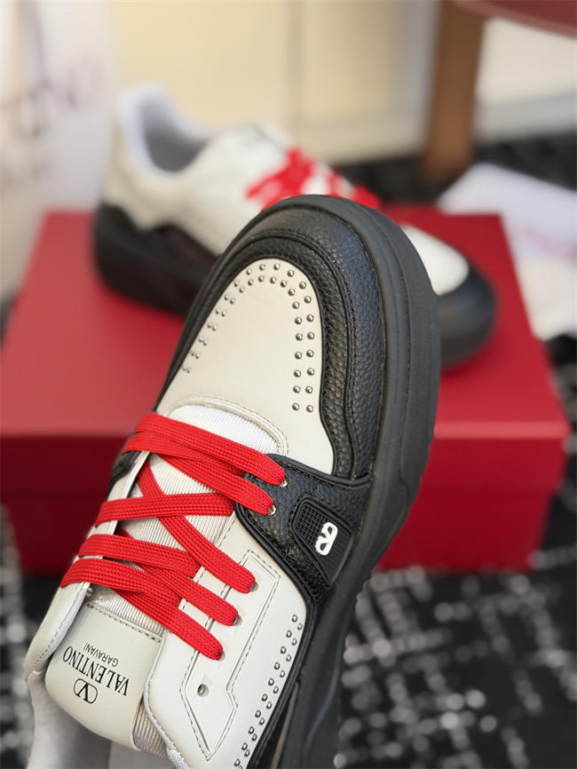 Valentino Sneakers