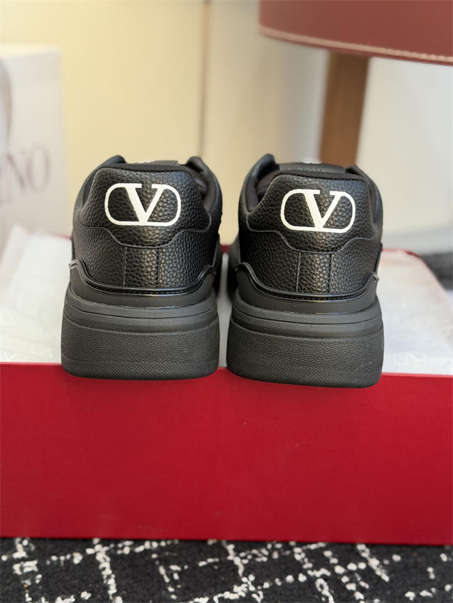 Valentino Sneakers