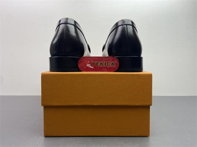 Lv Loafer