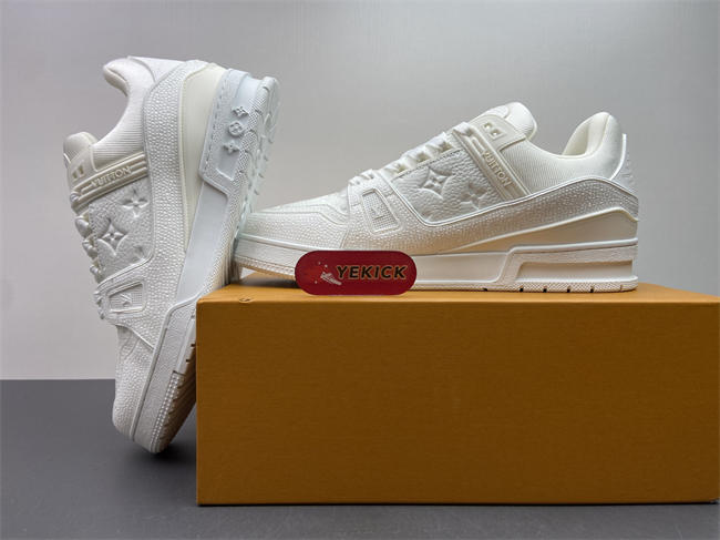 LV Trainer Sneaker