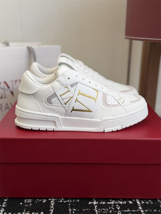Valentino Sneakers