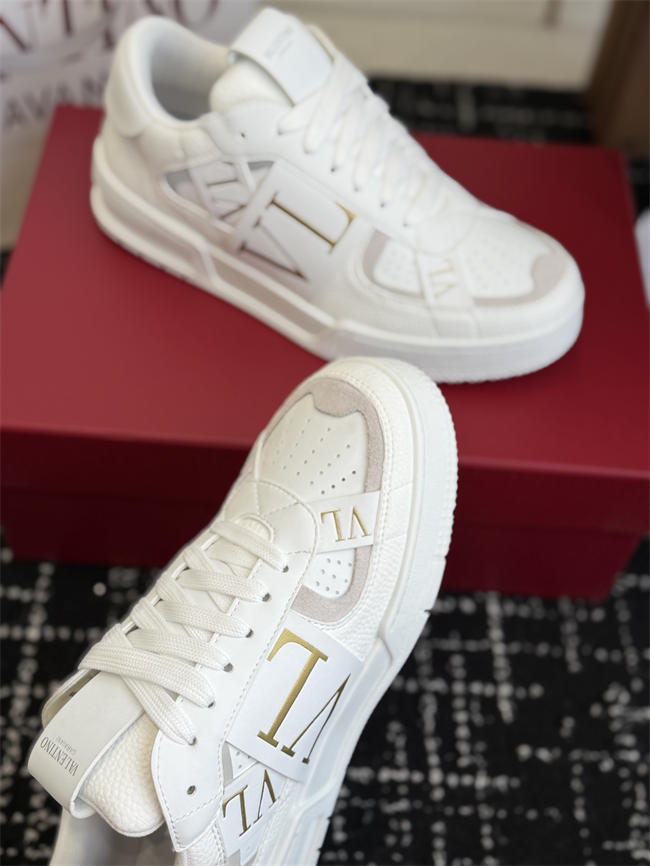 Valentino Sneakers
