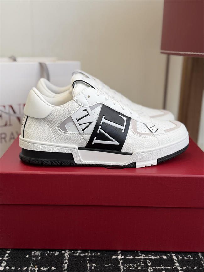 Valentino Sneakers