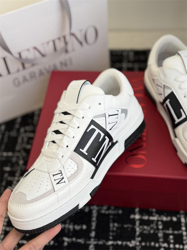 Valentino Sneakers