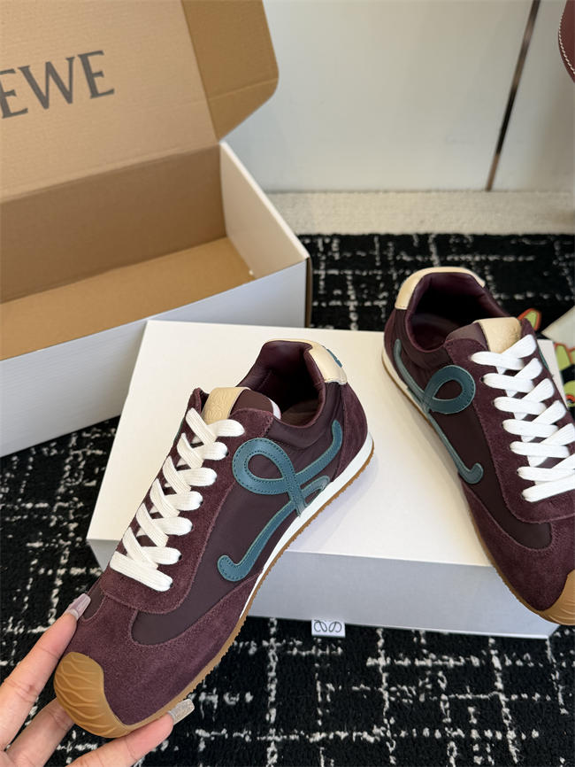 L0ew* sneaker