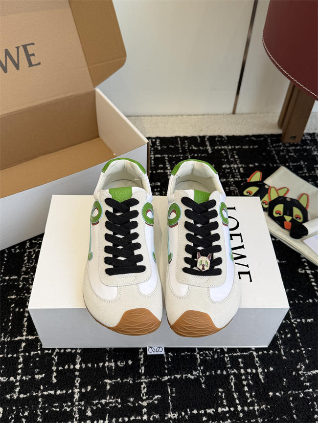 L0ew* sneaker