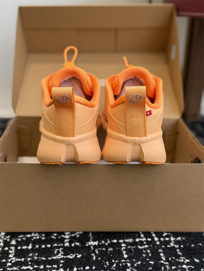 L0ew* sneaker