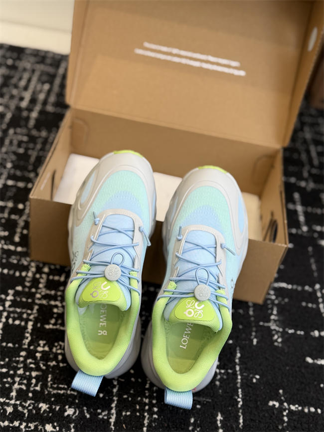 L0ew* sneaker