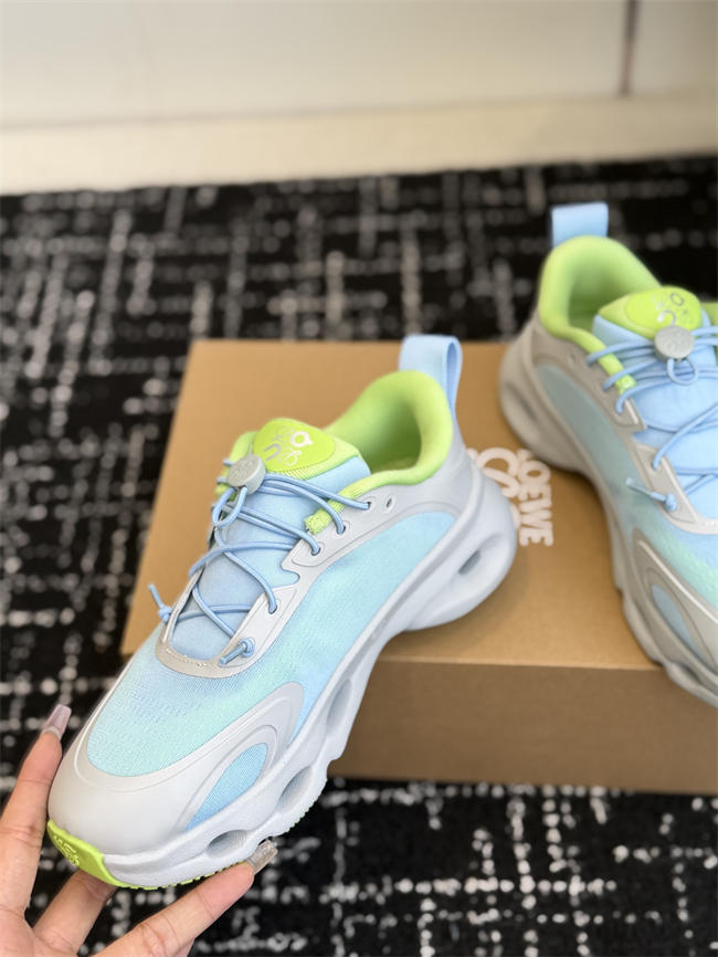 L0ew* sneaker