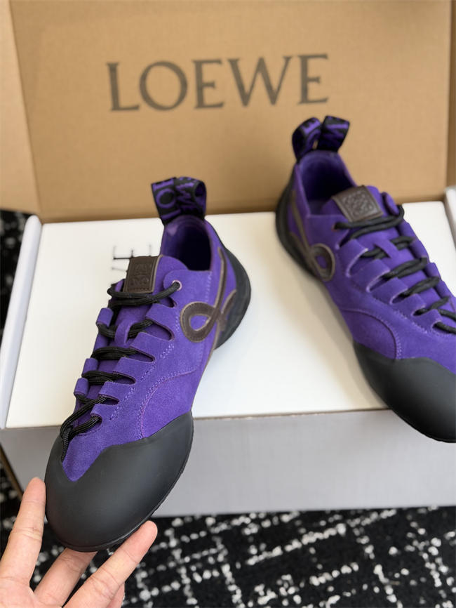 L0ew* sneaker