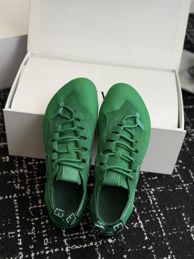 L0ew* sneaker