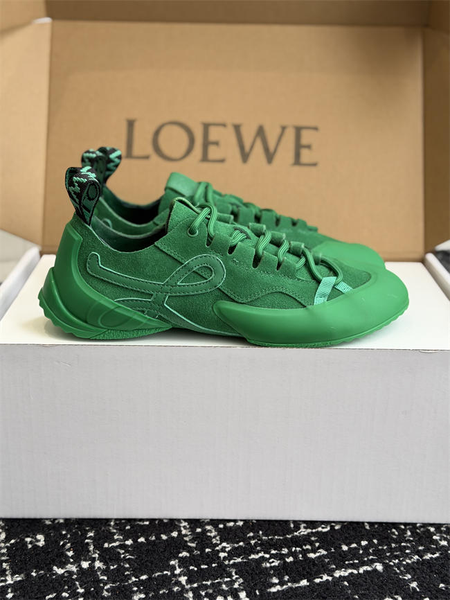 L0ew* sneaker