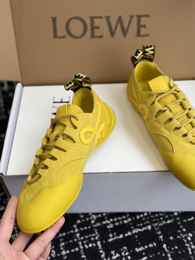 L0ew* sneaker