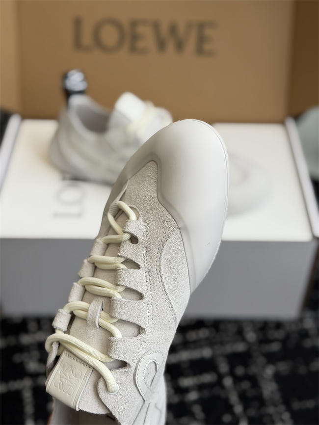L0ew* sneaker