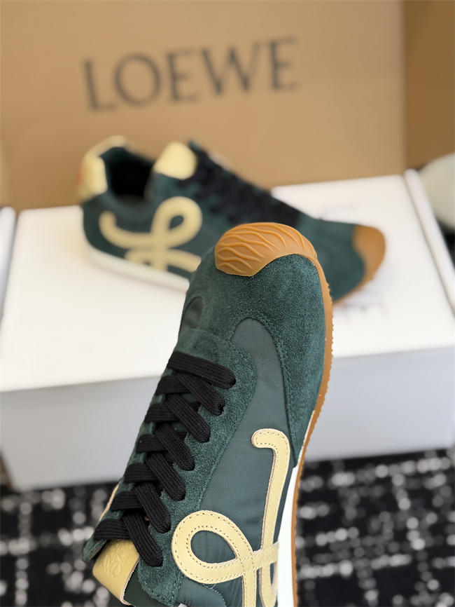 L0ew* sneaker