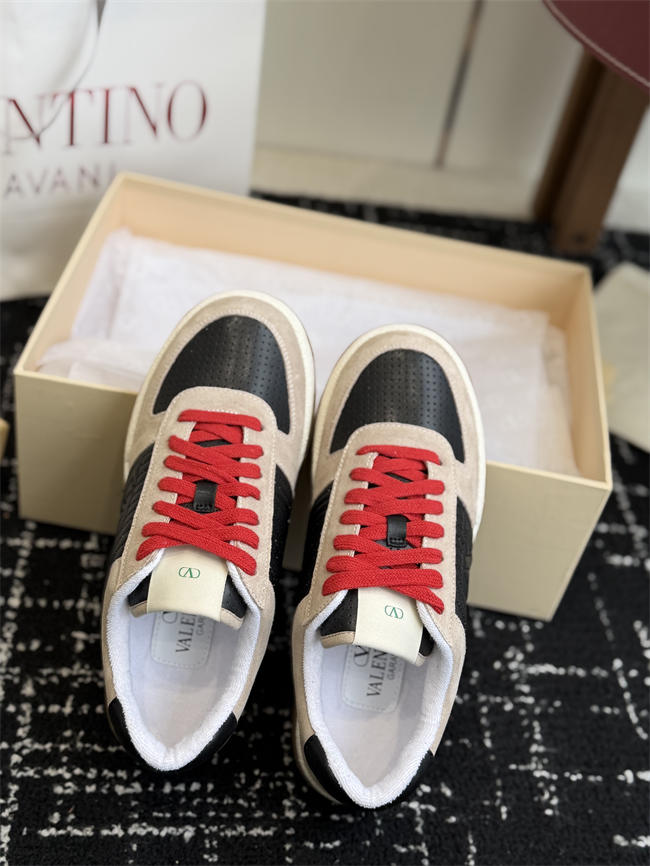 Valentino Sneakers